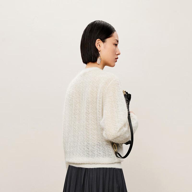 LESS 2024 Autumn Round Neck Pullover Sweater