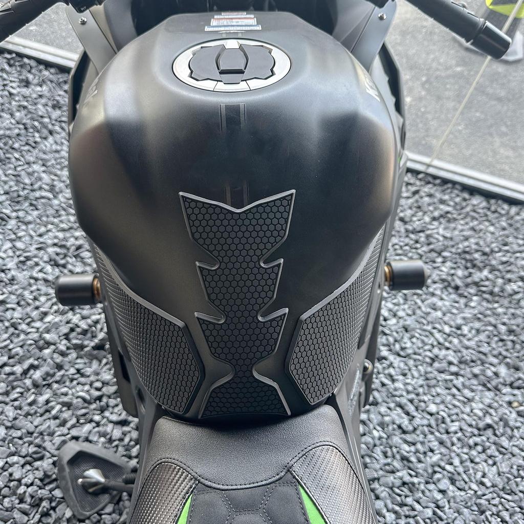 Midimttop Мотоциклетная накладка на бак Защитная наклейка Применимо Kawasaki Ninja ZX4RR ZX4R ZX 4RR 2023 2024 2025 Боковая наклейка-захват на бак - Модели ZX-4R