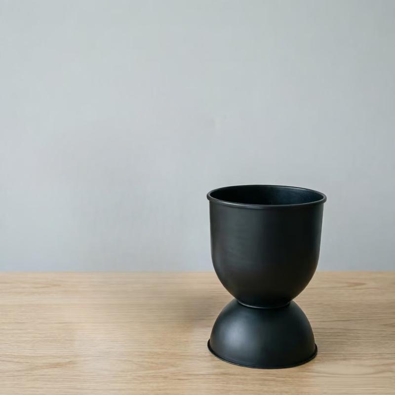 MOJY High-Footed Hourglass Planter