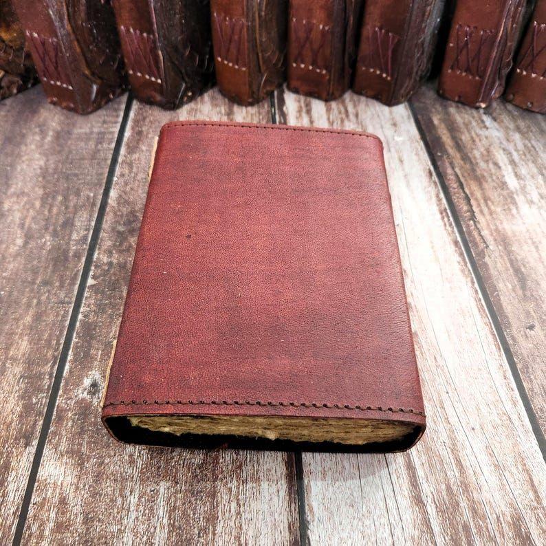 Vintage looks  Leather Journal, Embossed Book Notebook, Leather Sketchbook, Wedding gift, Dream Journal, Personalized Gift.