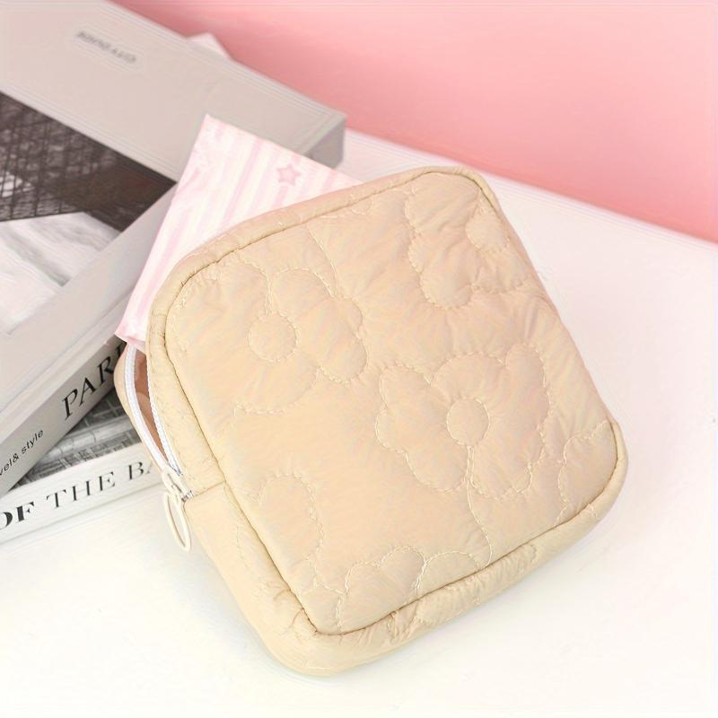 Cloud simple sanitary napkin storage bag portable storage bag