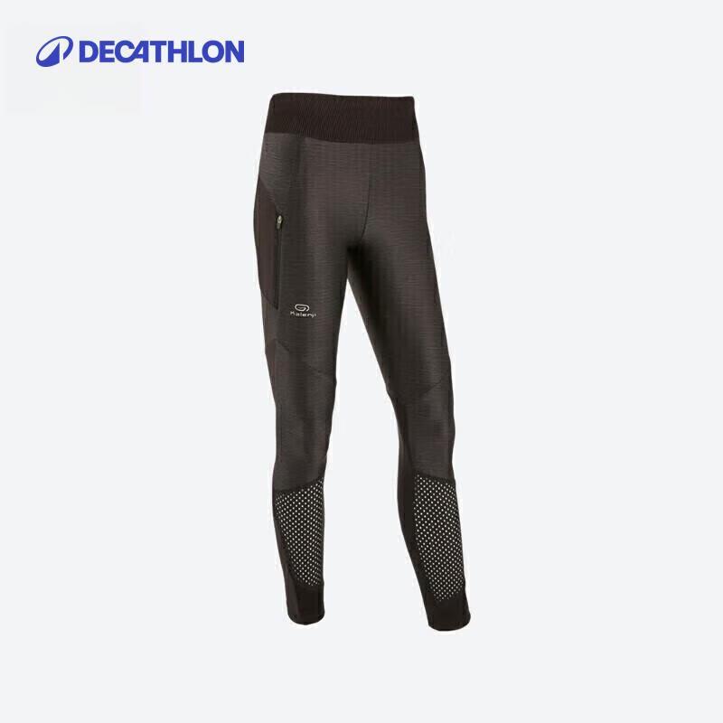 Женские спортивные шорты 2-в-1 с интегрированными леггинсами от Decathlon