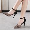 Повседневные туфли на каблуках с острым носком, полые босоножки на платформе, летние 2025 г., милые, удобные, с буквами, ретро, элегантные, сутенеры