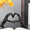Скелет Руки Сердце Скульптура Готическая Статуэтка Жест Любви из Смолы в Форме Сердца Жест Пальцами Скелета Фигурка для Хэллоуина Домашний Декор Подарок