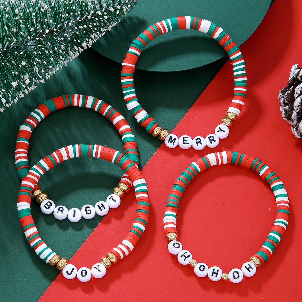 Набор рождественских браслетов-шармов: Санта, Олень и Колокольчик Дизайн из Бисера и Жемчуга из Полимерной Глины