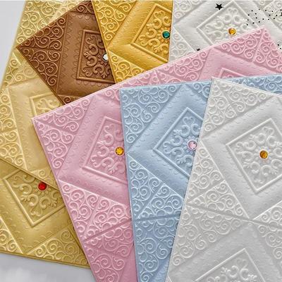 3D Самоклеящиеся Наклейки на Стену Пенопластовые Наклейки на Потолок Потолочная Панель Водонепроницаемые Обои для Украшения Дома Офиса Декор Мягкая Панель