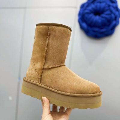 Мода 2025 Зима Новые Зимние Сапоги-Сноубутсы на Толстой Подошве и Средней Высоте Голенища Женские Меховые Цельные Шерстяные Овчинные Теплые и Плюшевые Женские Хлопковые Ботинки