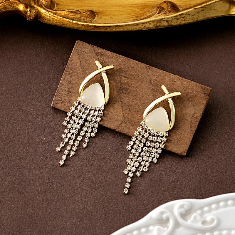 Tassel Earrings Diamond Butterfly Flower Pearl Stud Earrings Temperament Fashion Long Thin Earrings
