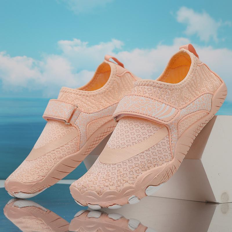 Outdoor Beach Shoes Creek Shoes Swimming Sea Shoes Men's and Women's Wading Shoes Quick-drying Five-finger Shoes Mountaineering Rafting Shoes