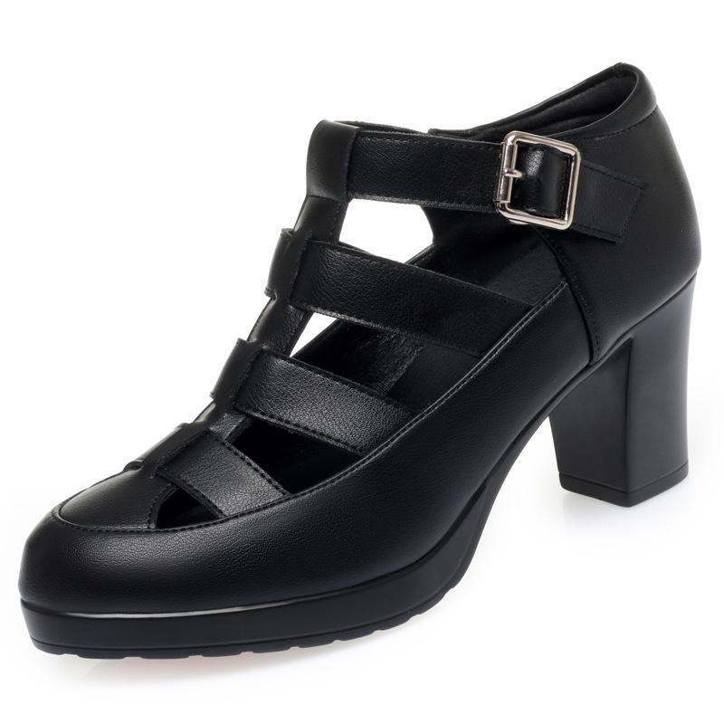 Модные дышащие туфли на платформе с вырезом и закрытым носком, мягкие кожаные летние сандалии-гладиаторы на среднем каблуке 2024 года для офисных мам