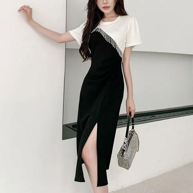 Платья пэчворк контрастных цветов с кисточками, стильное с разрезом, летнее, элегантное, со складками, А-силуэта, повседневное, с круглым вырезом, миди