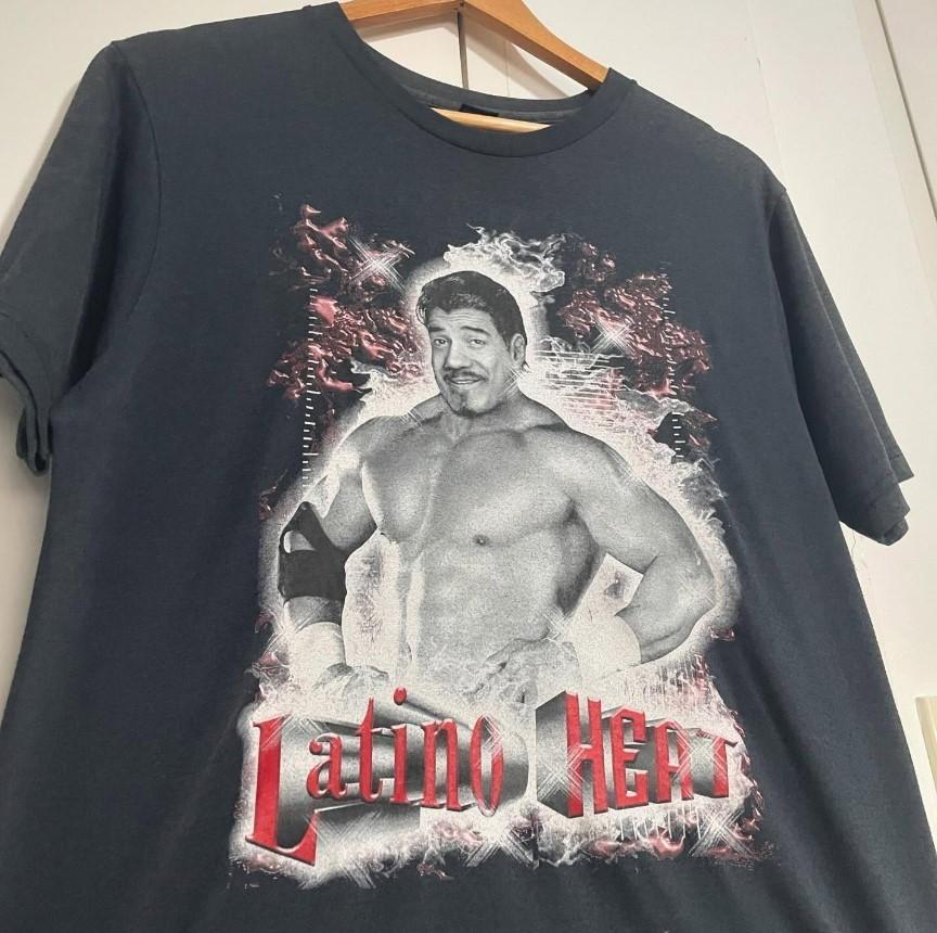 Эдди Герреро Latino Heat Ботинки Винтажная Футболка Новая Перепечатка Размер S-5X Подарок для Фаната Унисекс Футболка