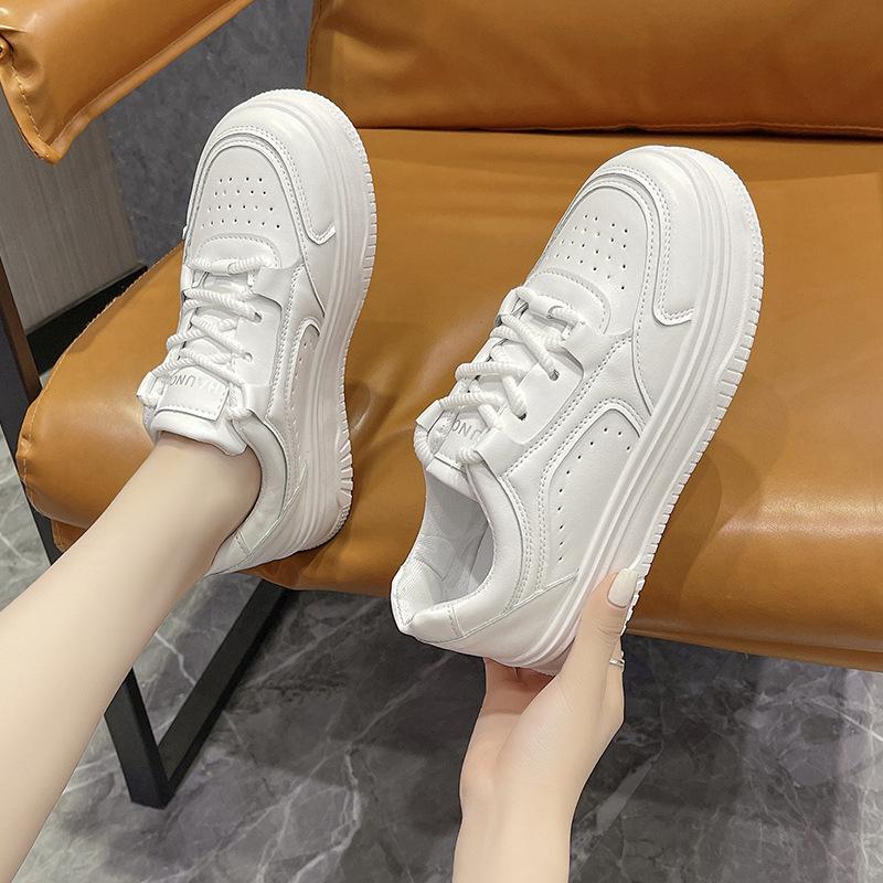 Маленькие белые туфли, детская весенне-осенняя обувь, новинка, толстая подошва, повышающая упругость, универсальная кожаная поверхность, повседневная обувь для сноуборда