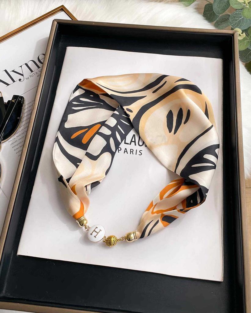 Magnetic silk scarf women's 1116 new scarf autumn and winter high-end neck protection small scarf necklace pearl buckle with shirt