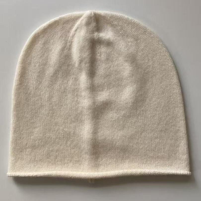 % Pure wool hat, warm knitted crimped solid color cashmere wool hat, in large quantities in stock