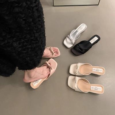 Ретро туфли Мэри Джейн на плоской подошве женская обувь весна и осень 2025 новая замшевая с мелким вырезом ремешок на одной пряжке с юбкой одинарные туфли