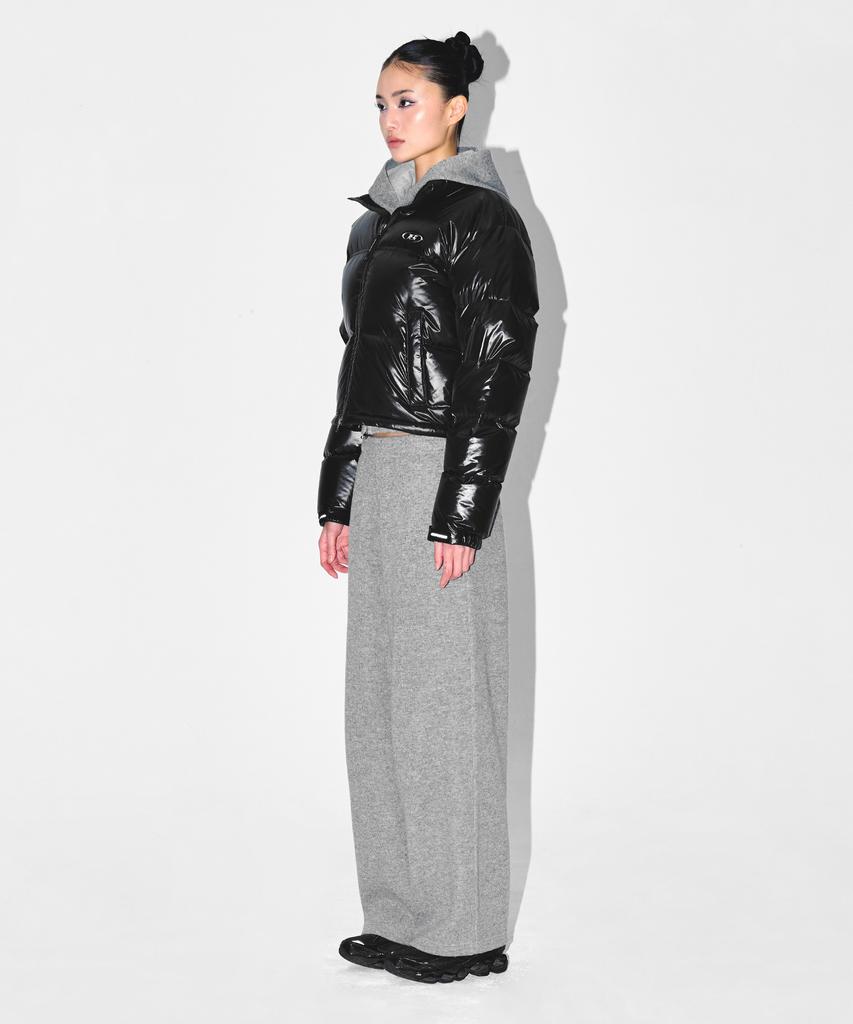 BORN TO WIN W Silver B Glossy Crop Puffer Down [Black]