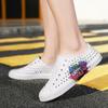 Модная летняя повседневная обувь для женщин, ленивые мокасины One Step Slip-On, дышащие, удобные, с отверстиями, пляжные сандалии большого размера для пар