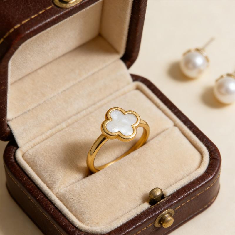 Clover Ring Women Minimalist Closed Ring Luxury Fashion Jewelry