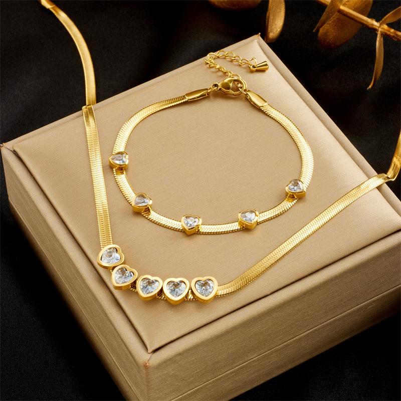 Fashion Light Luxury Simple Transparent Heart Zirconia Snake Bone Necklace Bracelet Set Stainless Steel Titanium Steel