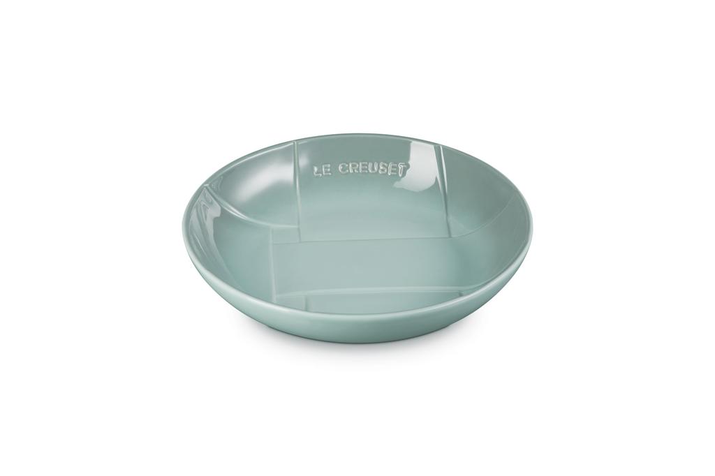 Le Creuset Deep Mesh Round Dish, 25cm, Sea Salt, Heat and Cold Resistant, Microwave and Oven Safe [Official Japanese Product]
