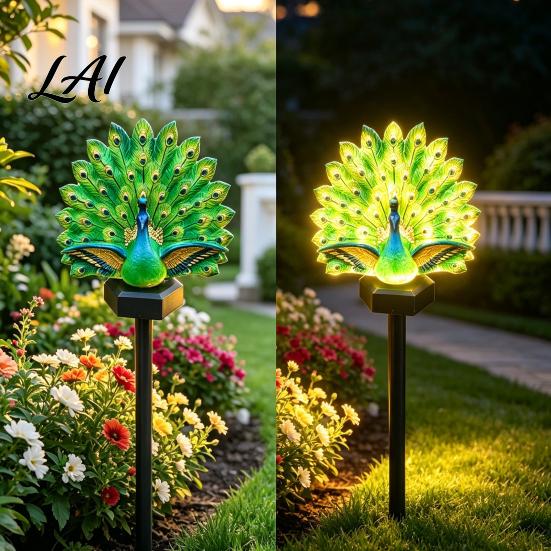 Elegant Backyard Decor for Outdoor Spaces Solar Peacock Garden Light Sculpture with Auto-On LED Colorful Statues Patios Lights Waterproof