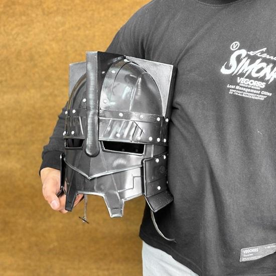 Черный боевой шлем гномов Мории, средневековые доспехи в стиле ВК для LARP, косплея, рыцарского костюма и коллекционной экспозиции