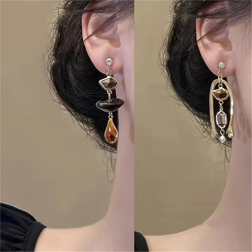 Simple Atmosphere Style Asymmetrical Gem Zircon Dangle Earrings for Women Vintage Chic Statement Earrings Daily Jewelry Wear