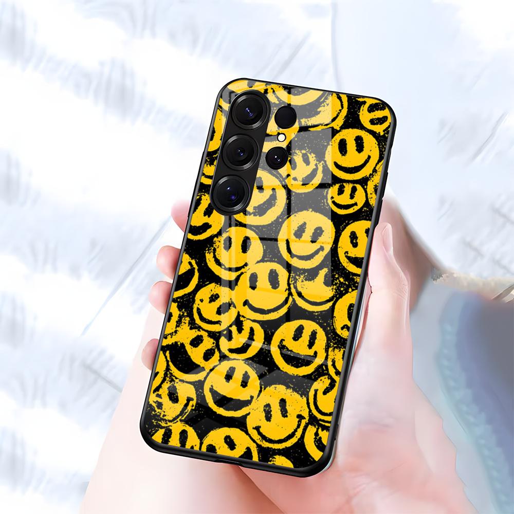 Аниме Чехол с улыбкой для Samsung S26 S25 S24 FE S23 S22 S21 Plus S20 Ultra Note20Ultra Черная Стеклянная Крышка