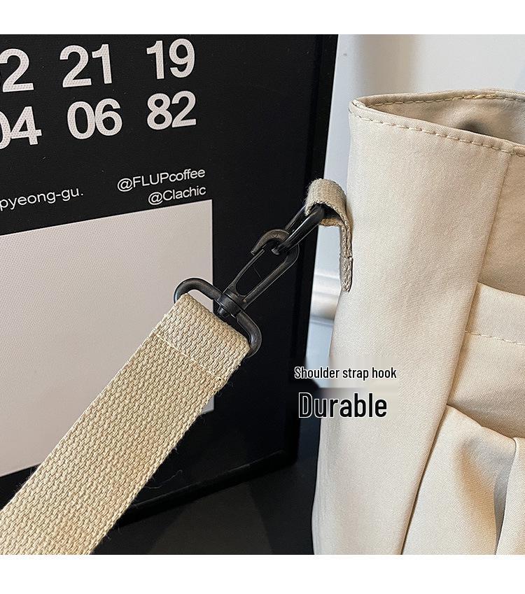 Spring 2026: Trendy Large-Capacity Lightweight Shoulder Bag - Simple, Stylish, Casual Handbag