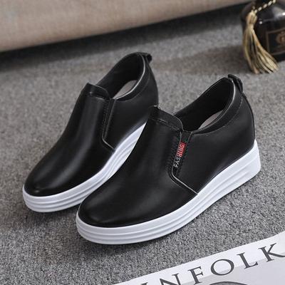 Белая женская обувь на одной педали, весенняя новинка, маленькая белая, с внутренней высотой, на танкетке, универсальная обувь на платформе, повседневная спортивная обувь, ленивая