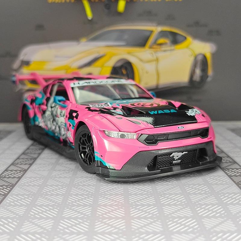 1:24 BMW M4 GT3 Red Bull Совместный бренд Сплав Спортивный Автомобиль Модель Литье под давлением Металл Гоночные Транспортные средства Модель Автомобиля Звук и Свет Детские Игрушки Подарок
