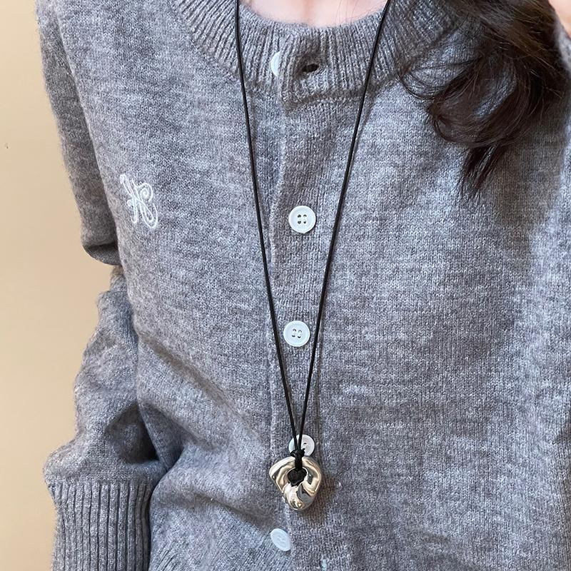 Vintage Irregular Geometric Circle Pendant Necklace for Women Adjustable Black Leather Rope Long Clavicle Chain Punk Jewelry
