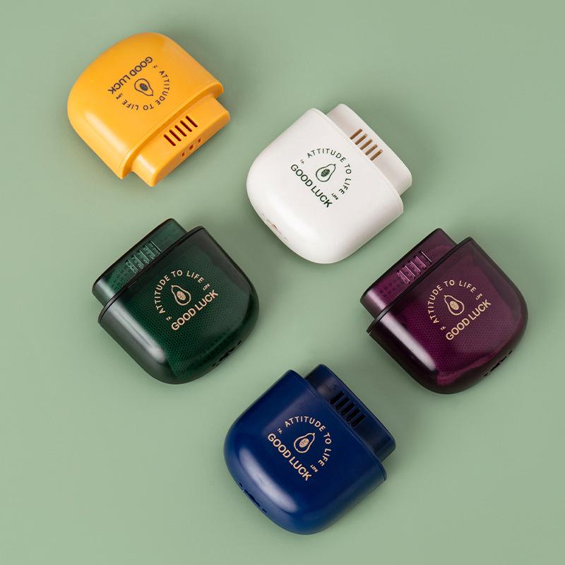 Коробка-дезодоратор и поглотитель запахов для холодильника с активированным углем