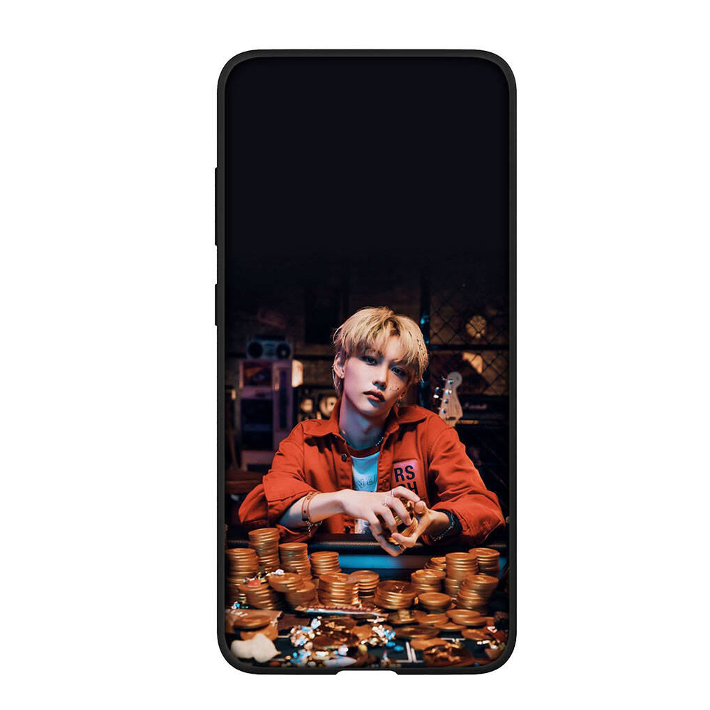 Для iPhone 17 16 15 Xiaomi Poco F7 F8 X7 X6 C85 C75 C71 M8 Redmi Note 14 13 12 11 Pro Max 14C 13C 15C A3 A4 Чехол для телефона Kpop Stray Kids SKZ K pop Обложка
