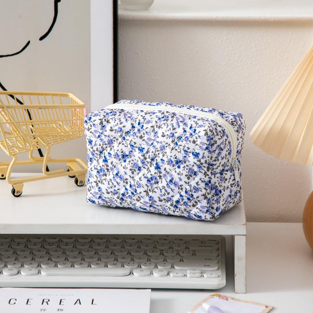 Floral Handheld Cosmetic Bag With Zipper For Travel And Daily Use