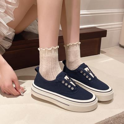 Холщовые туфли на толстой подошве с одной педалью женские 2025 новая весна дышащие универсальные ленивые туфли с внутренней высотой, увеличивающей рост, повседневные кеды