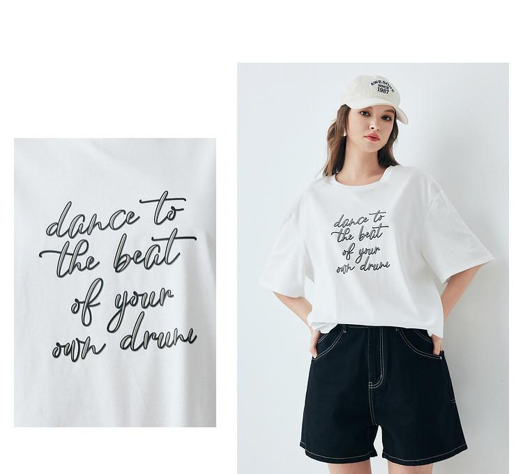 Personalized Street Style: Summer Round Neck Letter Printed Sports and Leisure Age Reducing T-shirt with Mulberry Silk for Women
