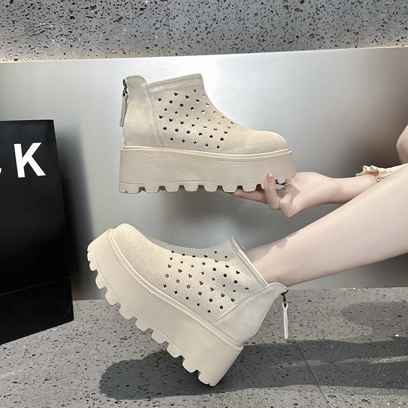 Крутые ботинки женские толстая подошва увеличение роста, ботинки-сигареты на одной педали летние новые нескользящие на платформе с полым дышащим коротким голенищем