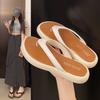 Korean Version of Thick-soled Flip-flops for Women To Wear In the Summer of 2025, New Pinch Sandals, Internet Celebrity Vacation Beach Shoes