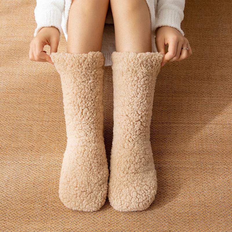 Fuzzy Socks for Women Warm Plush Slipper Socks with Grips Fleece Lined Cozy Winter Home Indoor Hospital Christmas Gift Socks