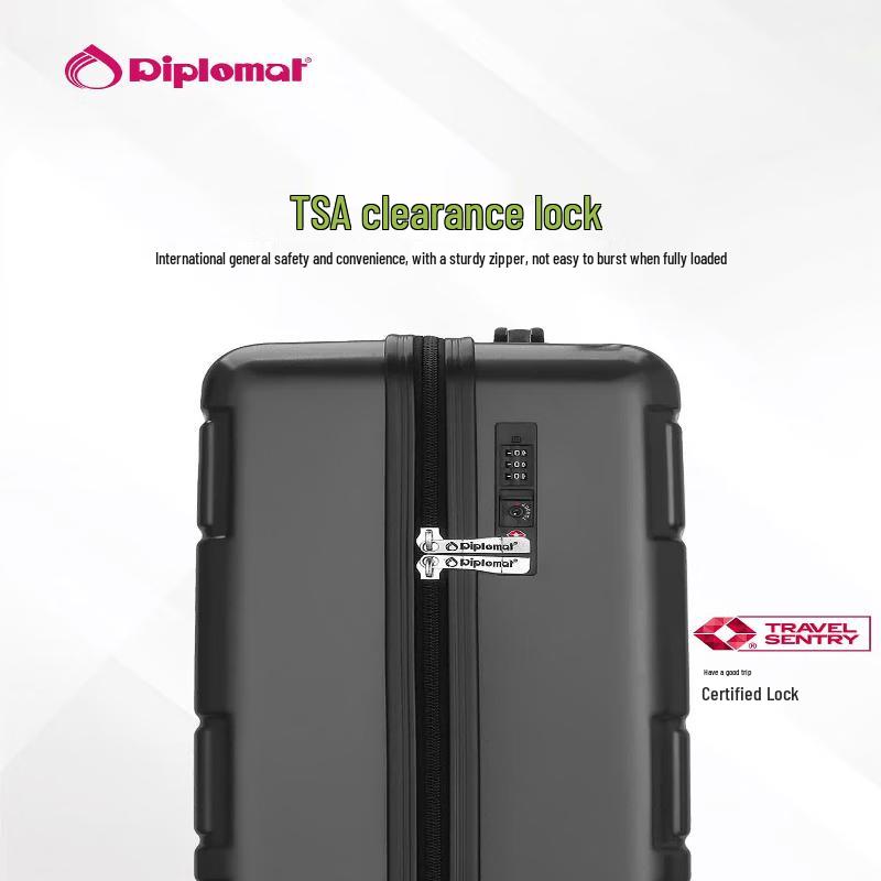 Чемодан на колесиках Diplomat TC-6902 с жестким корпусом