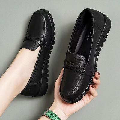 Женские лоферы на одной педали, одинарные туфли, весна 2025, круглый носок, плоская подошва, кожаные туфли, мягкая кожа, нескользящая мягкая подошва, туфли для мамы