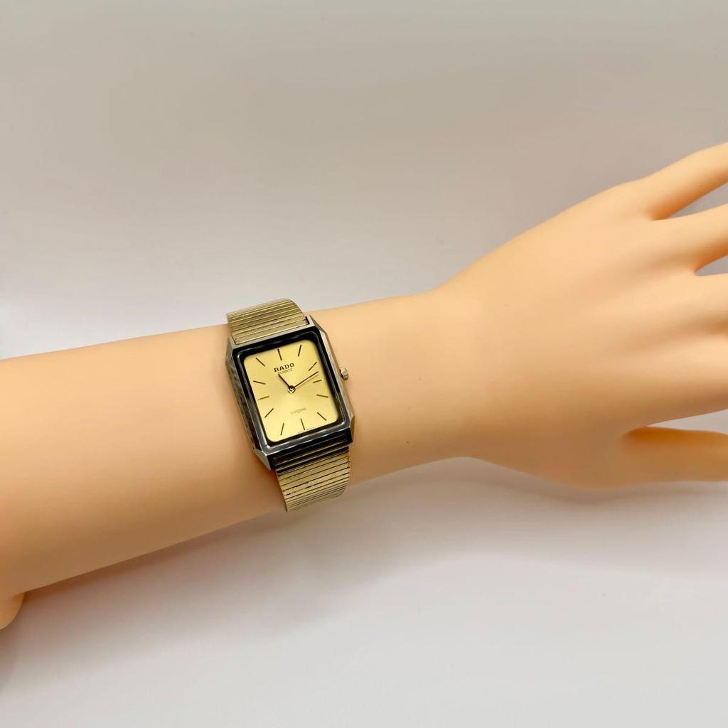 Б/у RADO QZ Rado Diamond Star 121.9521.3 Квадратные Золотой Циферблат