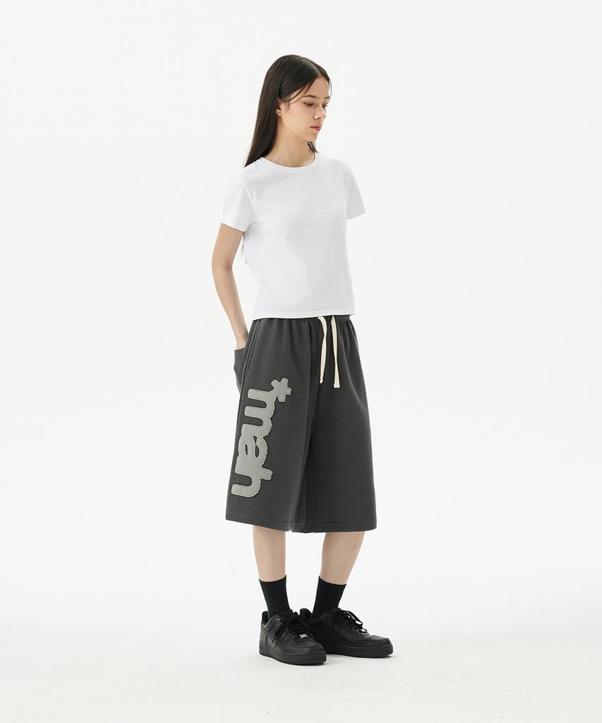MAHAGRID Bermuda Mah Applique Sweatshort Charcoal(Mg2Fmmpa06A)
