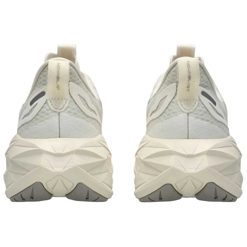 Asics Мужские кроссовки Novablast 4 Le Birch Moonrock 1011B887-200