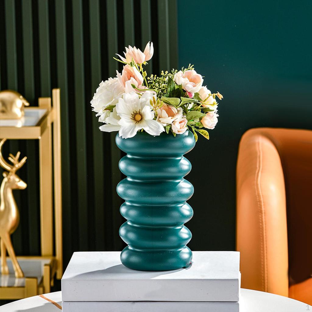 Elegant Spiral Flower Vase for Home Decor