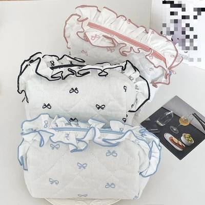 Кружевная косметичка с бантом, портативная, милая и свежая, с оборками, красивая косметичка для хранения