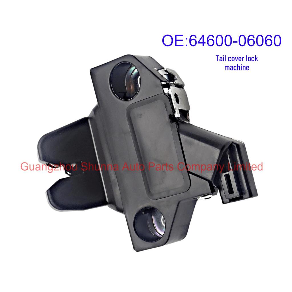 Привод замка багажника/задней двери Toyota Camry ACV51 64600-06060