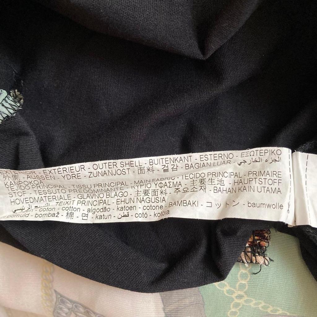 Б/у платье Zara, с коротким рукавом, с вставками, принт-шарф, смешанный материал, черное, M